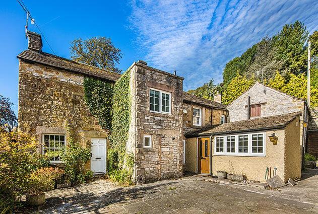 The Artists Loft - A Superb Cottage Sensitively Converted From A Grade II Listed 17Th Century Building Bakewell Exterior photo
