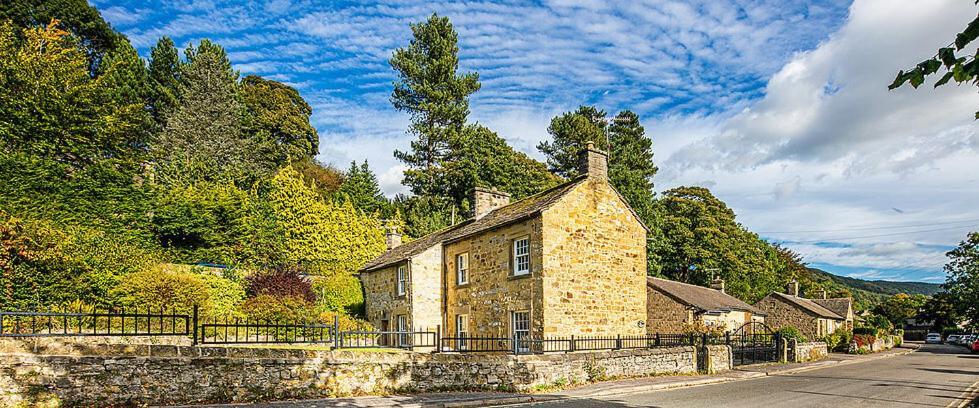 The Artists Loft - A Superb Cottage Sensitively Converted From A Grade II Listed 17Th Century Building Bakewell Exterior photo